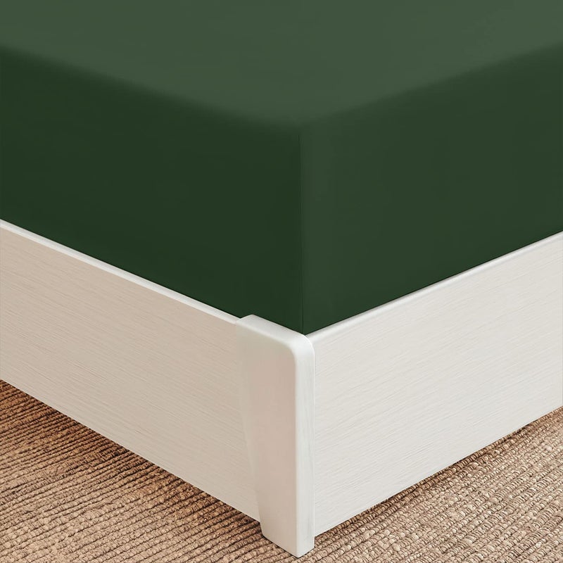 Mellanni Extra Deep Pocket Cal King Fitted Sheet - Iconic Collection Bedding Sheets with up to 21 inch Deep Pocket - Soft & Cooling - Fade & Stain Resistant - 1 PC (Cal King  Emerald Green) - Image 1